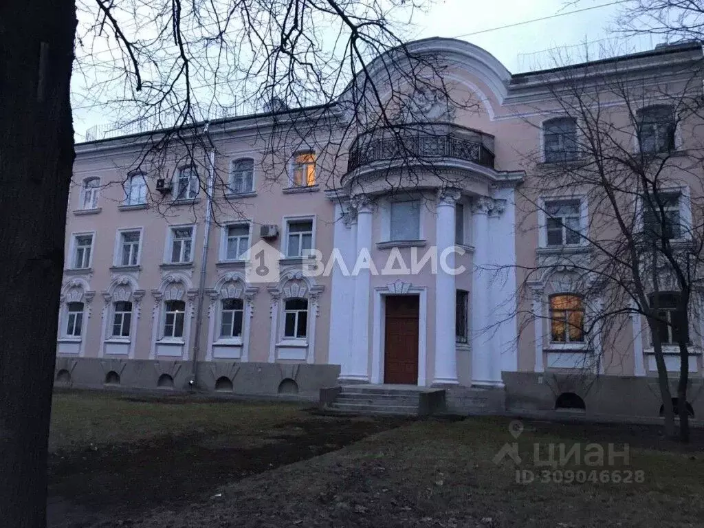 3-к кв. Санкт-Петербург, Санкт-Петербург, Петергоф Санкт-Петербургский ... - Фото 0