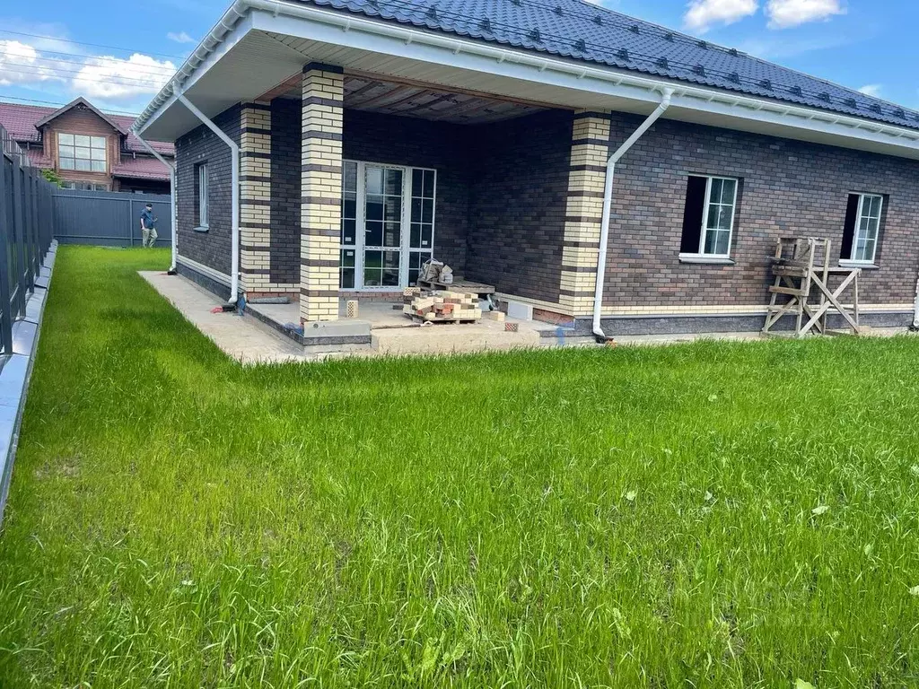 Дом в Московская область, Истра муниципальный округ, д. Леоново  (129 ... - Фото 1