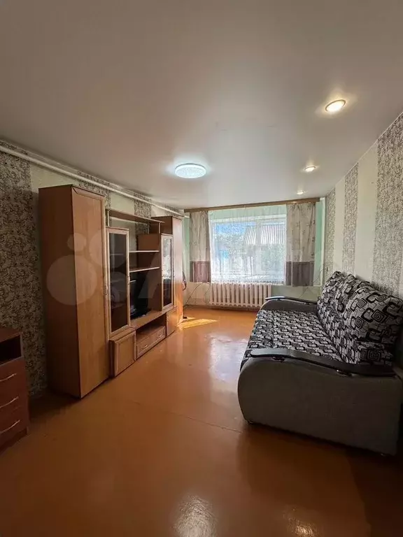 3-к. квартира, 70 м, 1/1 эт. - Фото 1