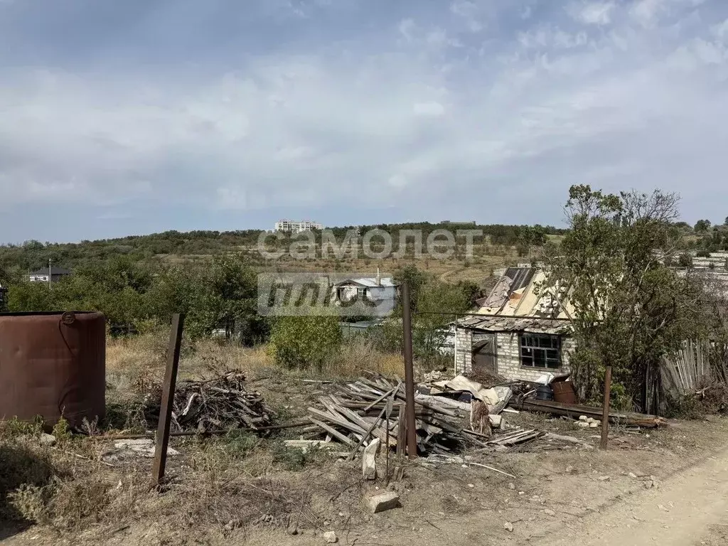 Участок в Волгоградская область, Волгоград Авангард СНТ,  (4.41 сот.) - Фото 1