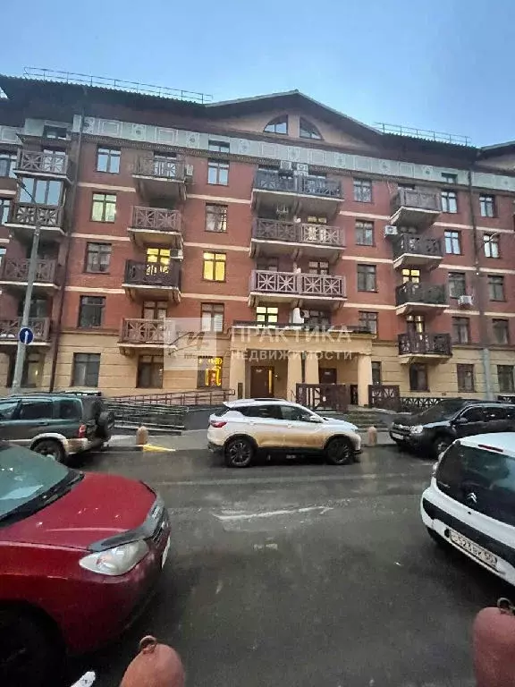 Продается 3-комнатная квартира - Фото 1