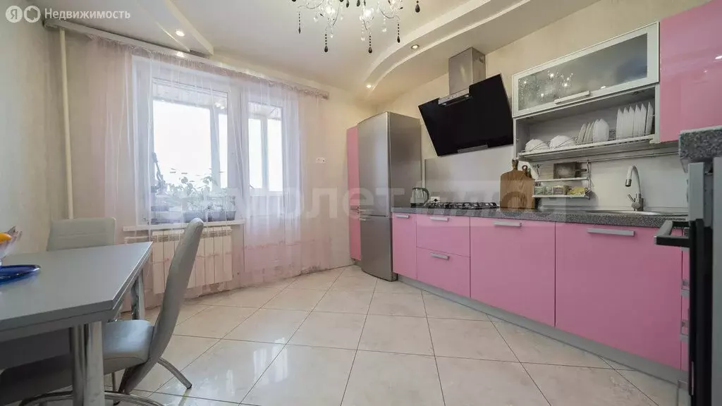 2-комнатная квартира: село Атепцево, Октябрьская улица, 8 (69.3 м) - Фото 1