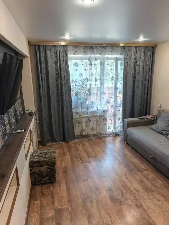 2-к кв. Бурятия, Улан-Удэ Тобольская ул., 67 (50.0 м) - Фото 0