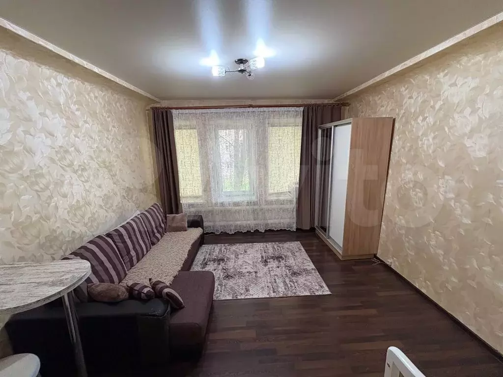 Комната 17,6 м в 3-к., 2/2 эт. - Фото 1