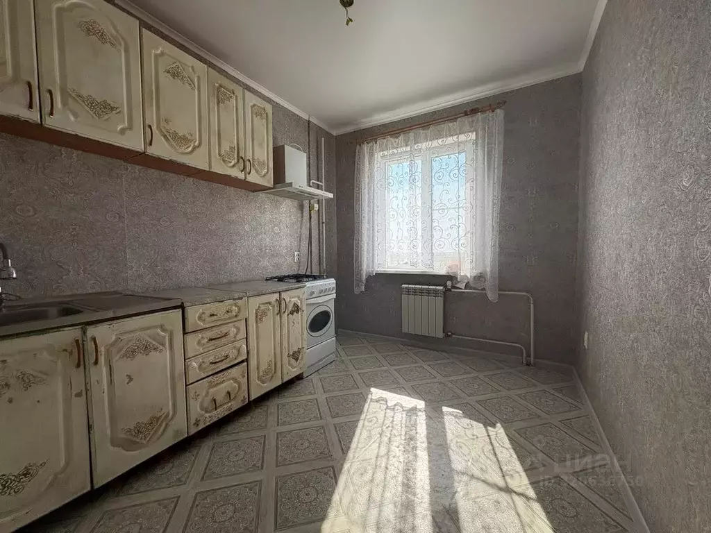 1-к кв. Астраханская область, Астрахань ул. Бабаевского, 1к2 (36.1 м) - Фото 0