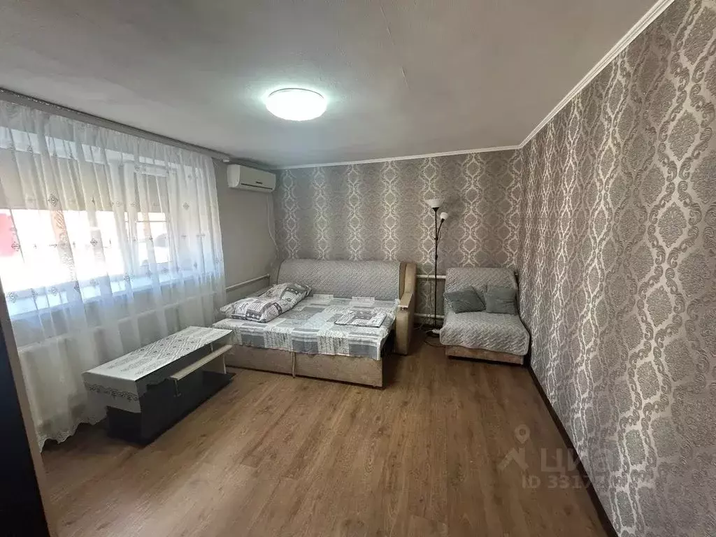 Дом в Краснодарский край, Ейск Морская ул., 207 (45 м) - Фото 1