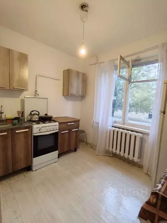 1-к кв. Волгоградская область, Волгоград Семь Ветров мкр, ул. ... - Фото 1