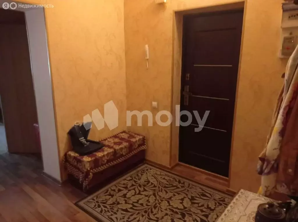 3-комнатная квартира: Калининград, улица Александра Невского, 54А ... - Фото 2