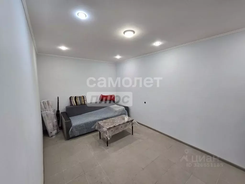 Дом в Краснодарский край, Тимашевск Интернациональная ул. (27 м) - Фото 1