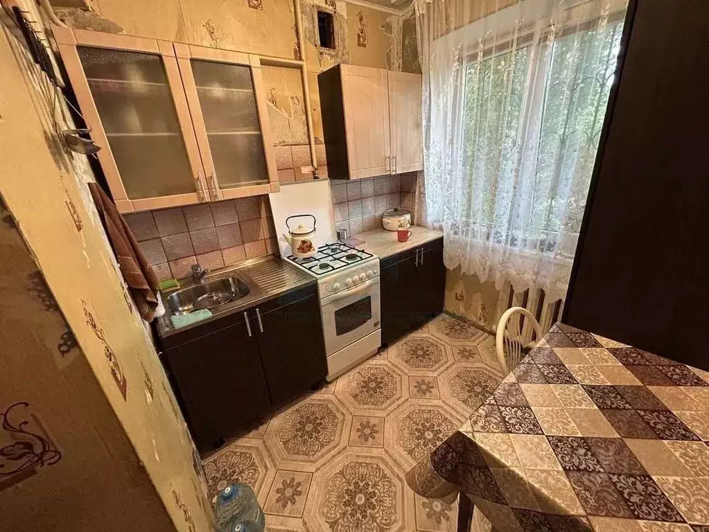 2-к кв. Оренбургская область, Оренбург Промышленная ул., 5 (45.0 м) - Фото 0