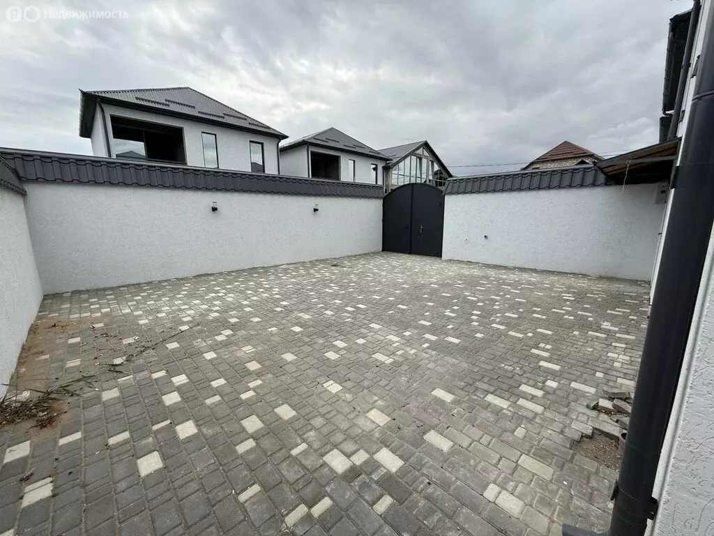 Дом в село Хазар, улица Мира, 27 (100 м) - Фото 2