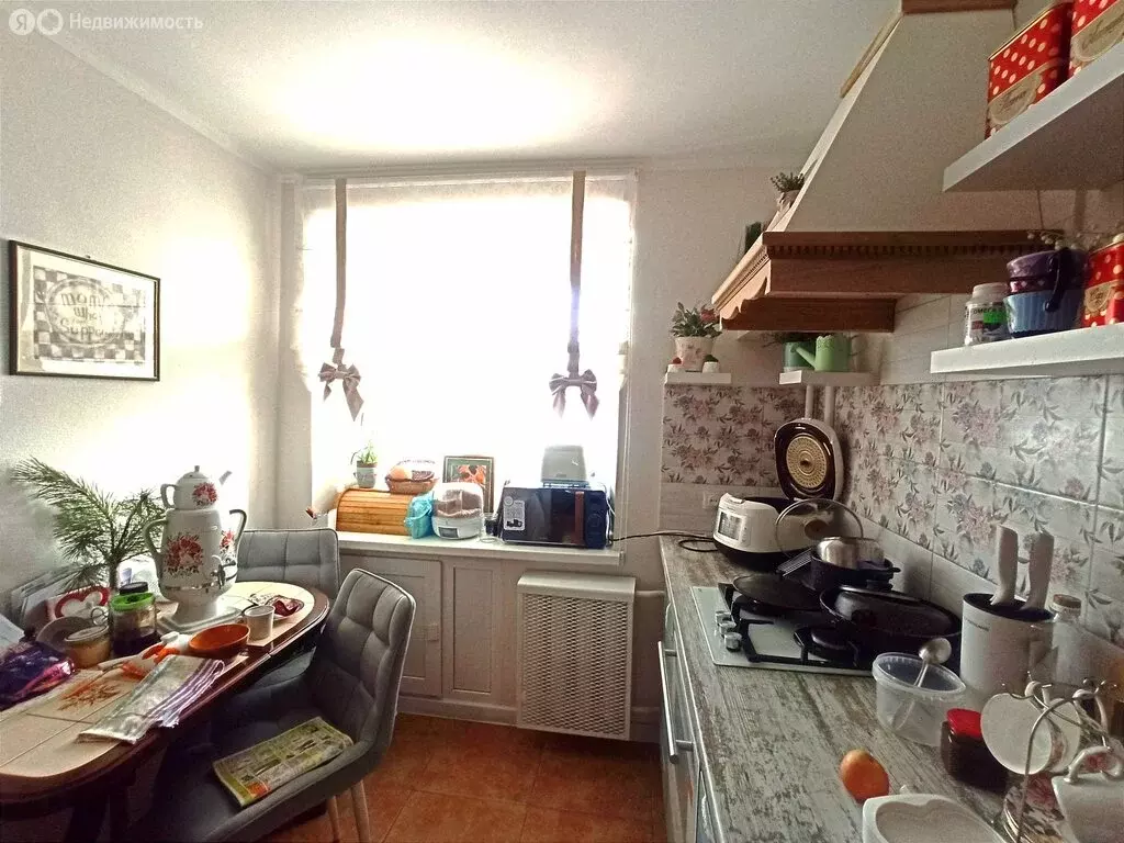 2-комнатная квартира: Саратов, Усть-Курдюмское шоссе, 11 (57 м) - Фото 2