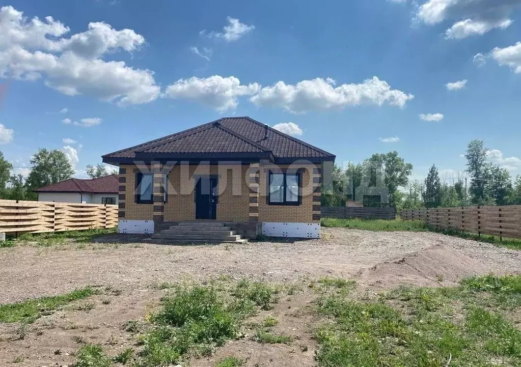 Дом в Хакасия, Усть-Абаканский район, пос. Тепличный ул. 1-я ... - Фото 1