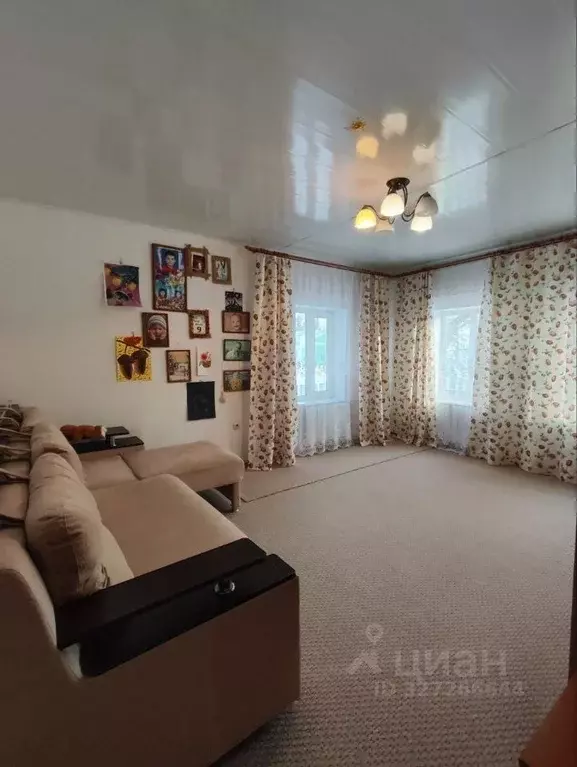 Дом в Томская область, Шегарское с/пос, с. Мельниково ул. Школьная, 10 ... - Фото 1