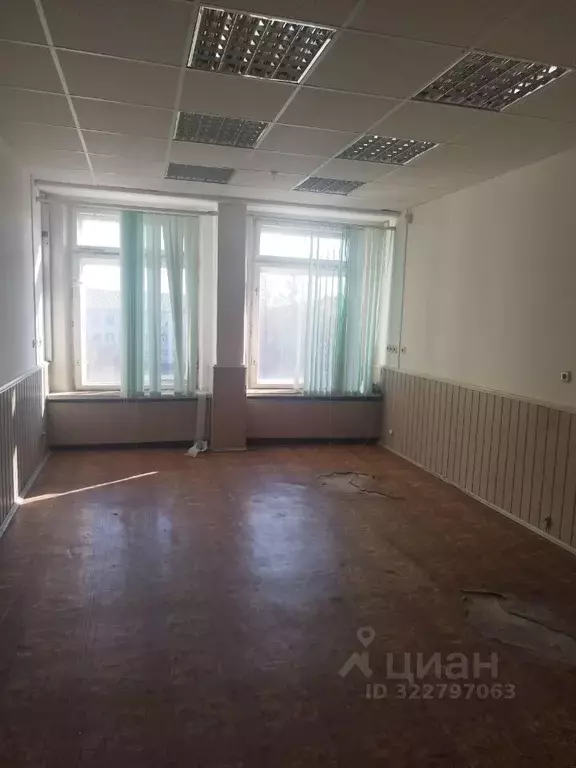 Помещение свободного назначения в Челябинская область, Снежинск ул. ... - Фото 1