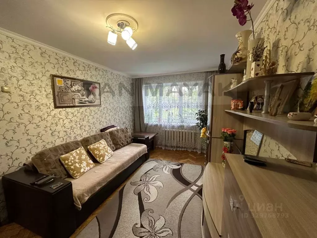 2-к кв. Адыгея, Майкоп ул. Димитрова, 9 (45.0 м) - Фото 1