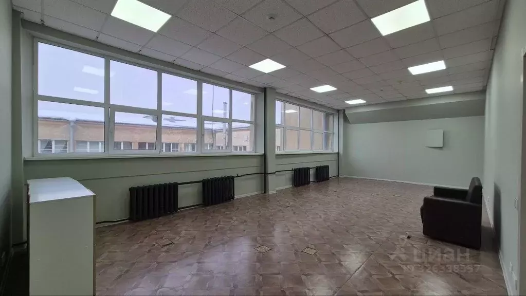 Помещение свободного назначения в Свердловская область, Екатеринбург ... - Фото 1