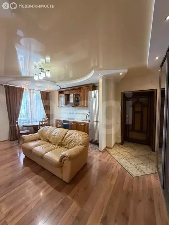 3-комнатная квартира: Пермь, Новосибирская улица, 13 (62.5 м) - Фото 1