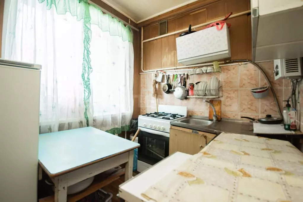 2-к кв. Калужская область, Малоярославецкий муниципальный округ, с. ... - Фото 1