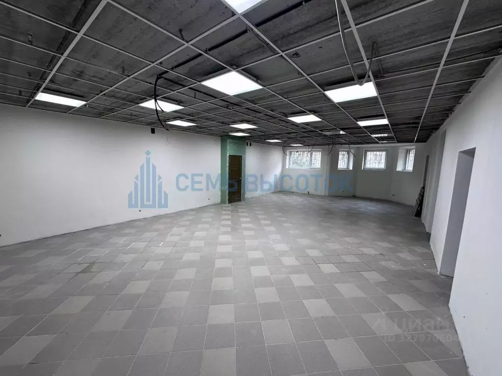 Торговая площадь в Москва пос. Знамя Октября, 29 (160 м) - Фото 1