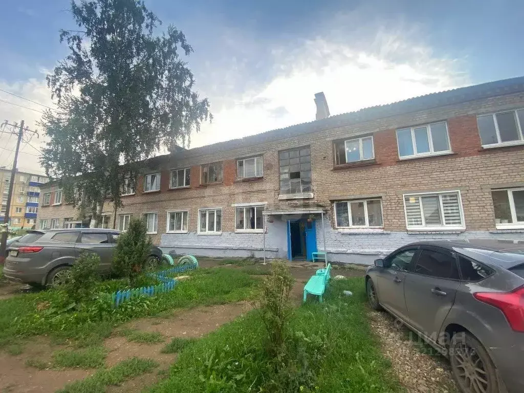 Комната Удмуртия, Сарапул Молодежная ул., 23 (10.7 м) - Фото 0