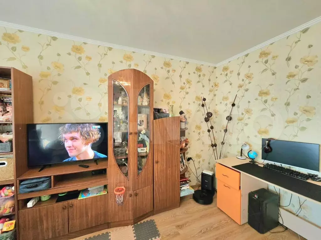 2-к. квартира, 52 м, 6/9 эт. - Фото 0