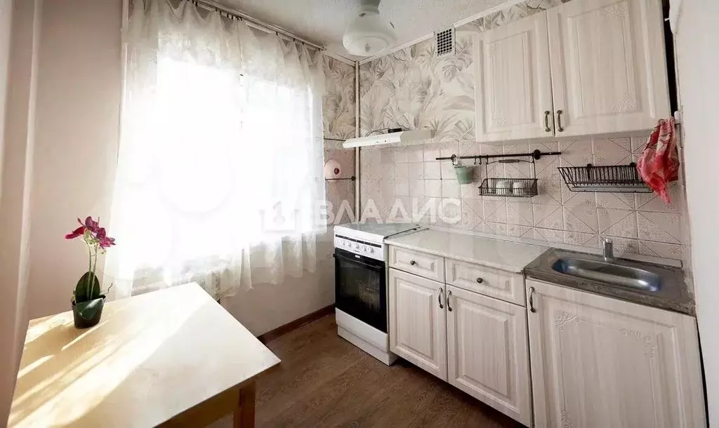 3-к. квартира, 60 м, 3/5 эт. - Фото 0