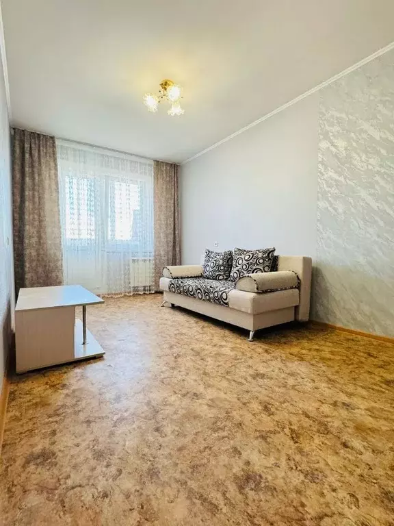 1-к кв. Татарстан, Набережные Челны 35-й комплекс, 10 (40.0 м) - Фото 0