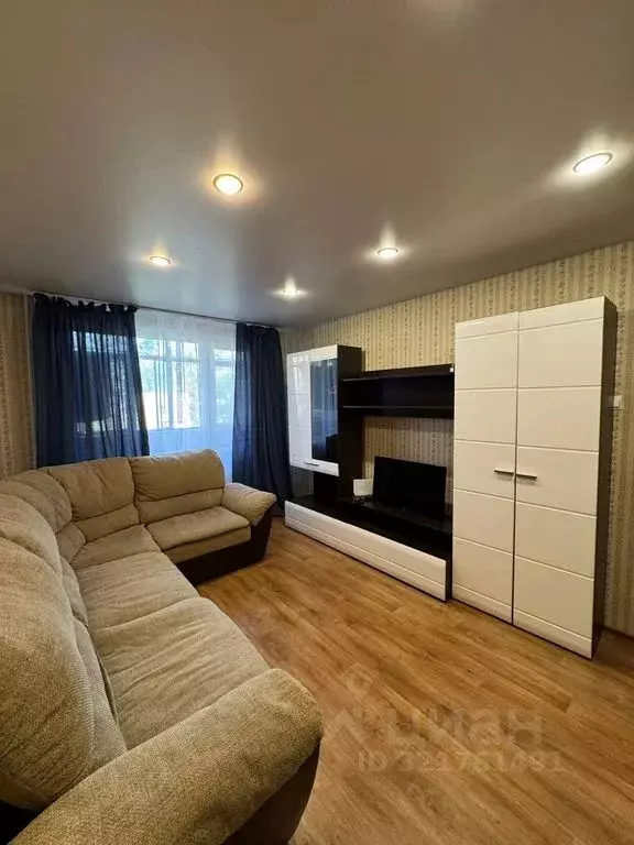 2-к кв. Свердловская область, Екатеринбург ул. Авиационная, 65к2 (46.0 ... - Фото 0