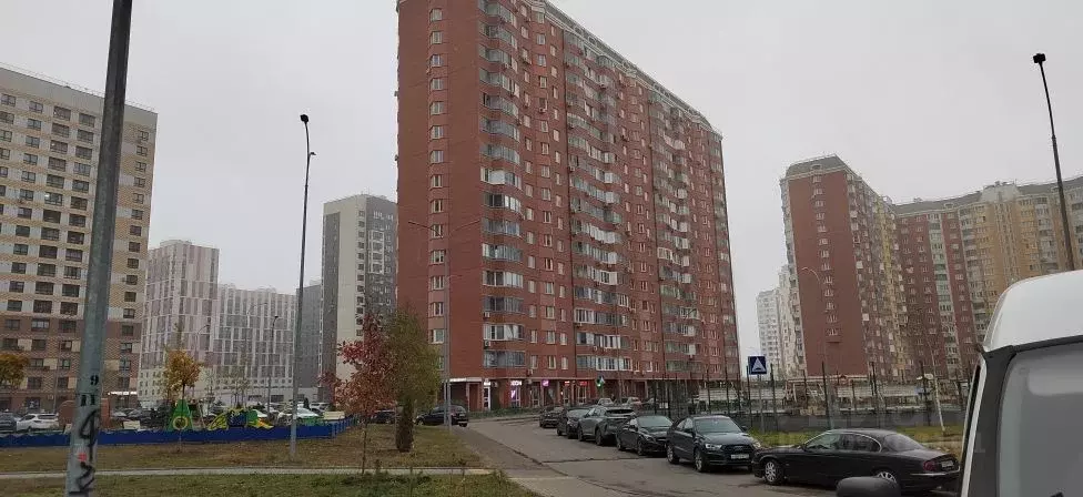 1-к кв. Москва ул. Лавриненко, 3А (37.7 м) - Фото 0