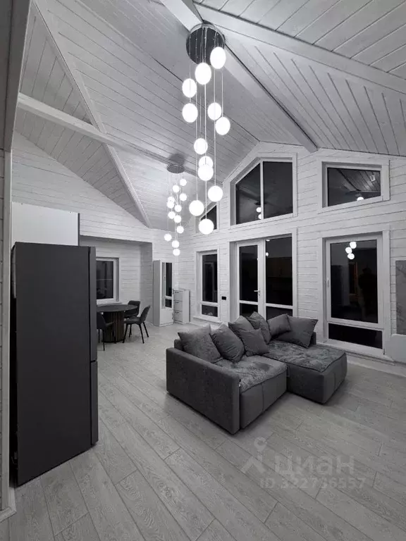 Дом в Новгородская область, Окуловский район, Турбинное с/пос, д. Горы ... - Фото 1