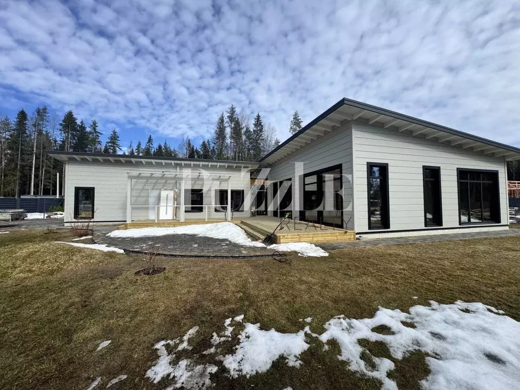 Дом в Ленинградская область, Сертолово Всеволожский район, Медное ... - Фото 1