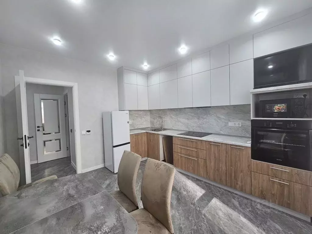 2-к кв. Краснодарский край, Новороссийск ул. Куникова, 47Г (60.0 м) - Фото 2