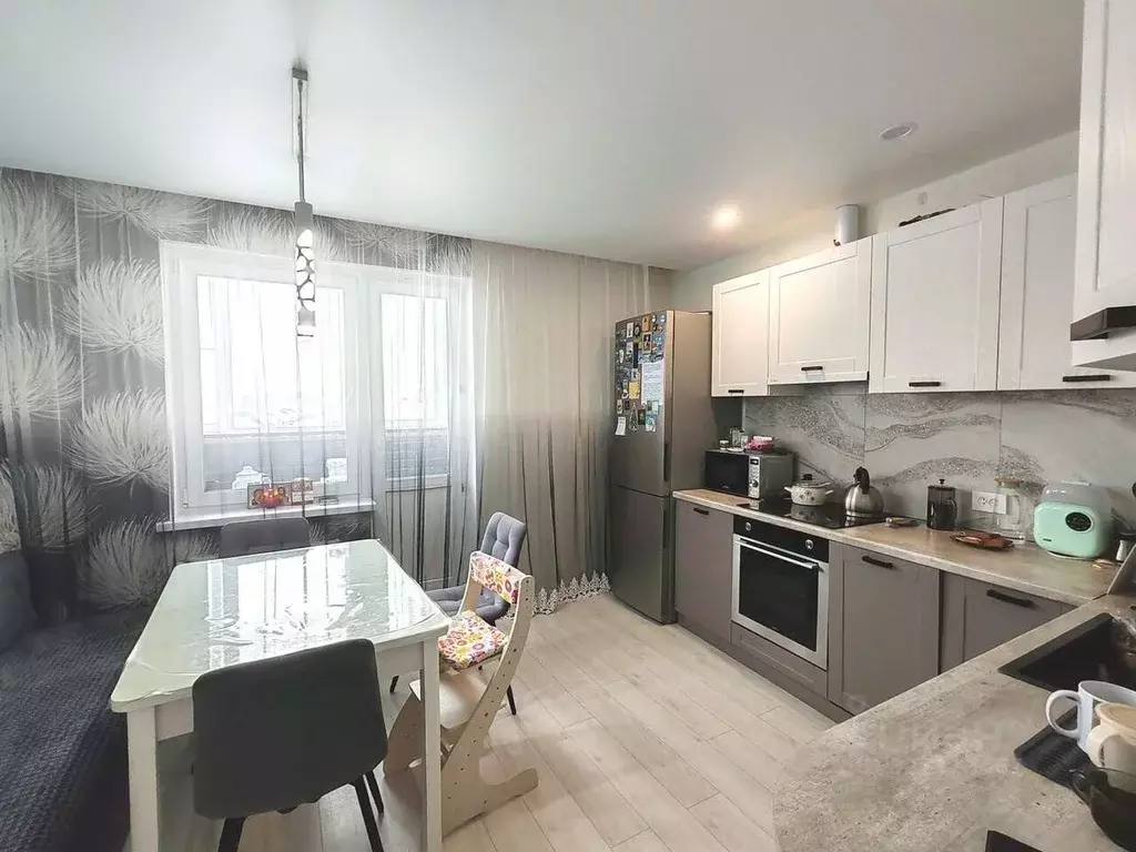 3-к кв. Чувашия, Новочебоксарск ул. Воинов-интернационалистов, 10 ... - Фото 1