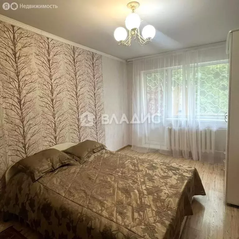 2-комнатная квартира: Иркутск, Донская улица, 10 (62 м) - Фото 1