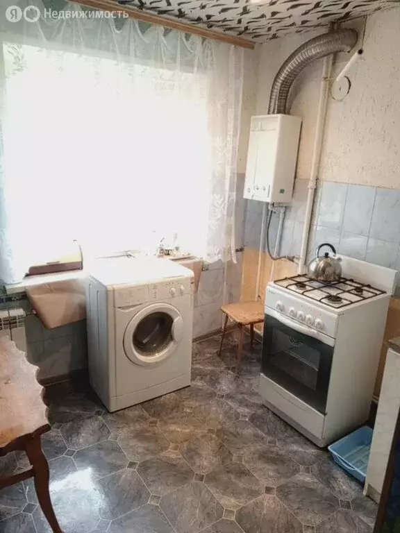 1-комнатная квартира: Новомосковск, улица Чапаева, 12А (32 м) - Фото 1
