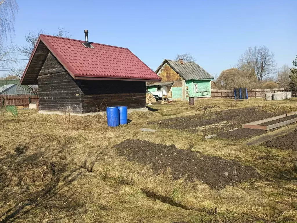 Дом в Новгородская область, Малая Вишера ул. Саши Александровой, 63 ... - Фото 1