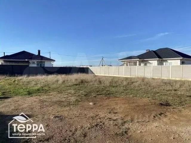 Участок в Крым, Сакский район, с. Уютное  (6.0 сот.) - Фото 0