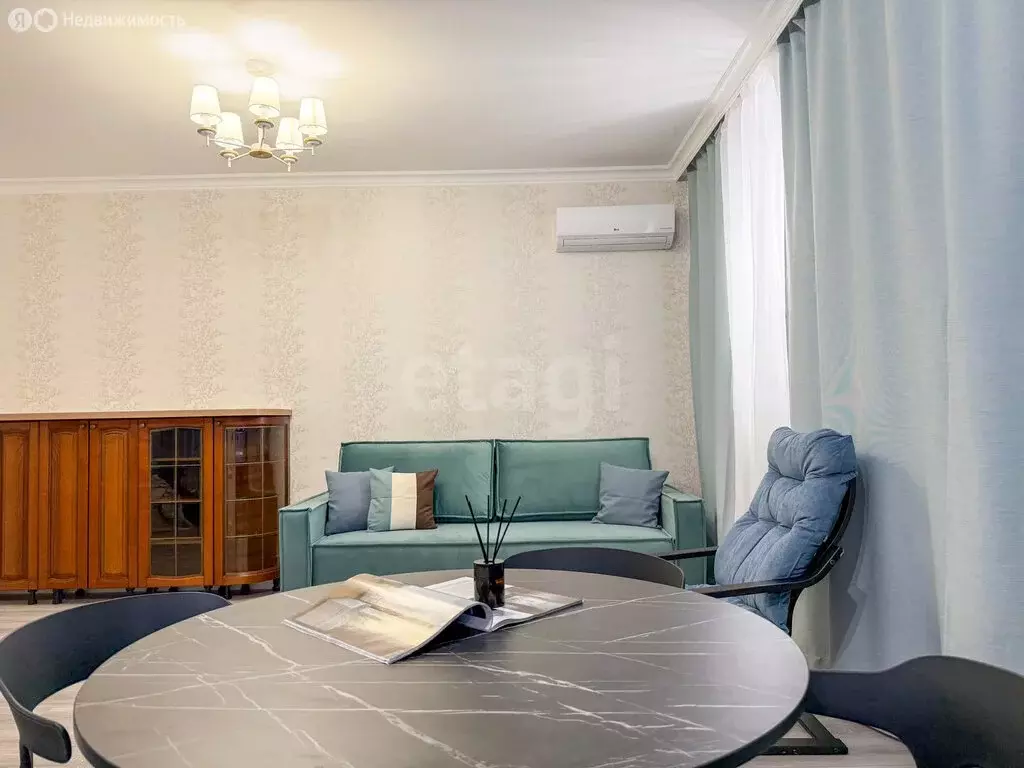 3-комнатная квартира: Казань, улица Серова, 28А (68 м) - Фото 2