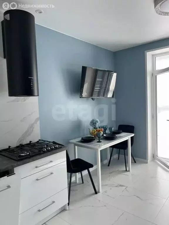 1-комнатная квартира: Зеленоградск, улица В. Гризодубовой, 1/2 (40 м) - Фото 1