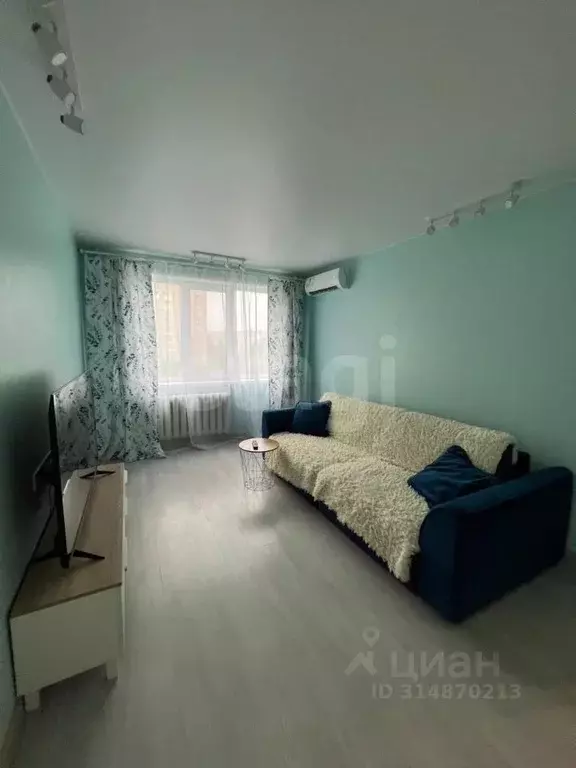 2-к кв. Приморский край, Владивосток Океанский просп., 83 (46.8 м) - Фото 1