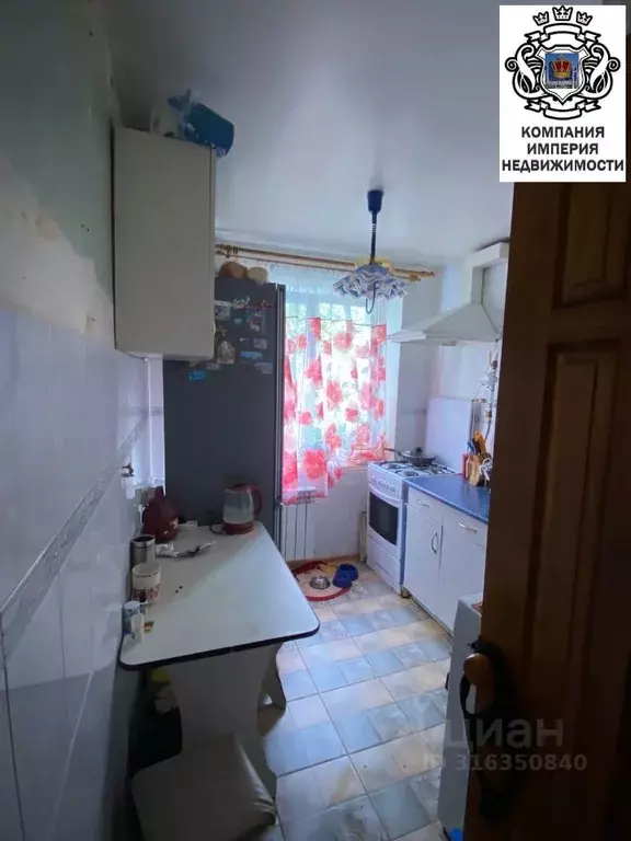 2-к кв. Белгородская область, Шебекино Железнодорожная ул., 4 (44.1 м) - Фото 0