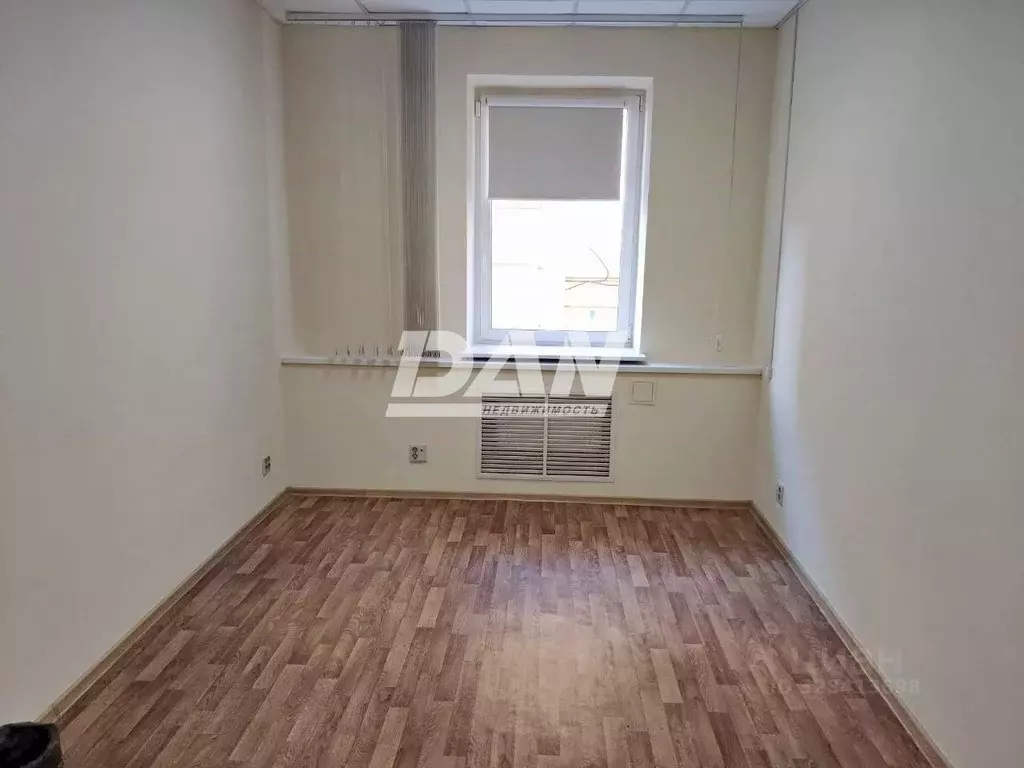 Офис в Челябинская область, Челябинск Красноармейская ул., 55 (20 м) - Фото 1