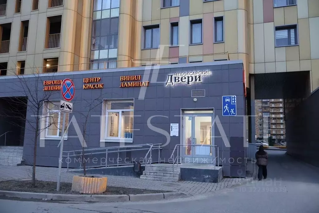 Помещение свободного назначения в Татарстан, Казань просп. Победы, ... - Фото 1