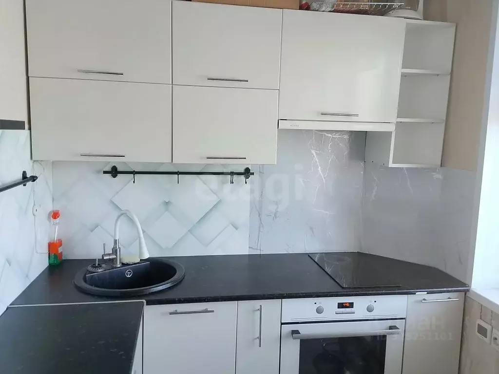 1-к кв. Тюменская область, Тобольск 9-й мкр, 18А (36.0 м) - Фото 1