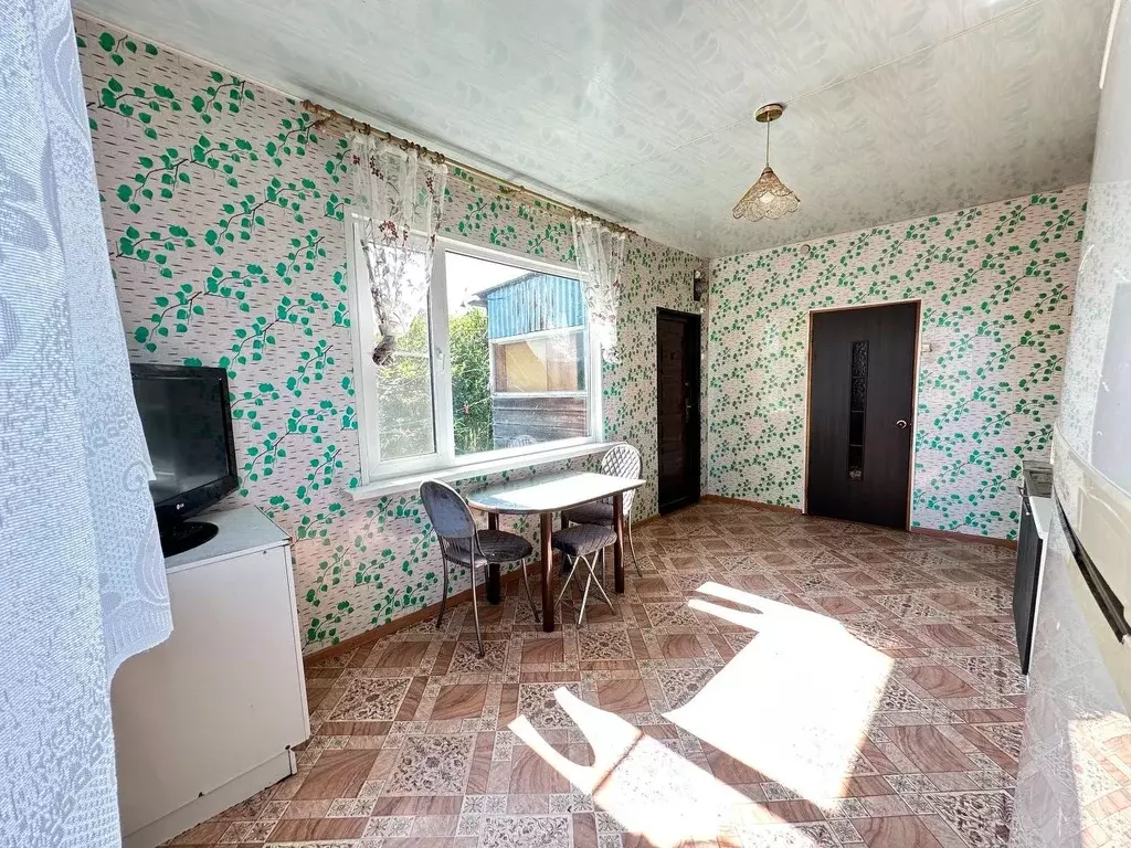 Дом в Камчатский край, Елизовский муниципальный округ, с. Сосновка ул. ... - Фото 2