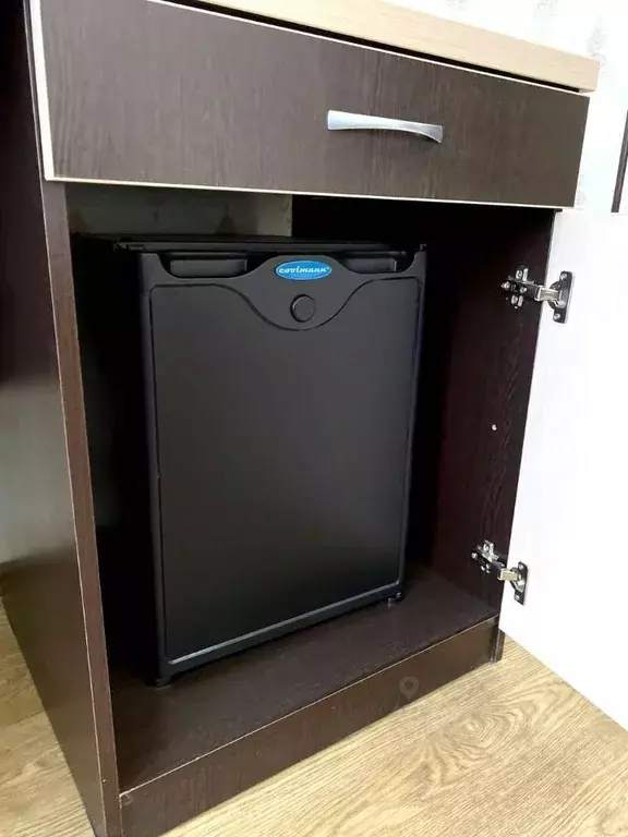 Комната Астраханская область, Астрахань ул. Безжонова, 97Е (35.0 м) - Фото 2