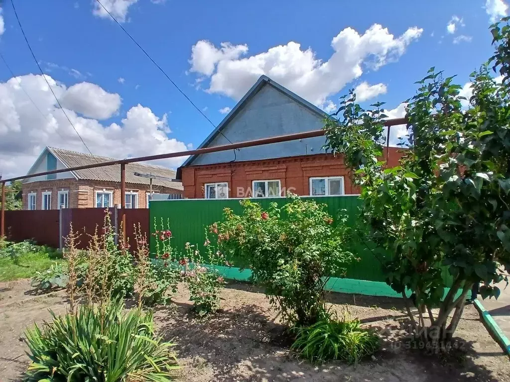 Дом в Краснодарский край, Ейский район, Красноармейское с/пос, пос. ... - Фото 1