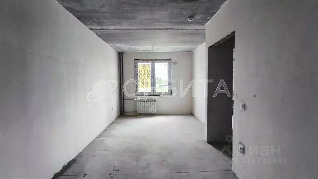 1-к кв. Тюменская область, Тюмень ул. Алексея Леонова, 34 (30.7 м) - Фото 0