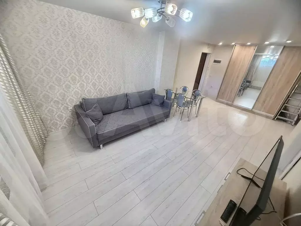 3-к. квартира, 80 м, 1/3 эт. - Фото 1